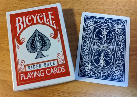 Bicycleのデック1つとカードが1枚